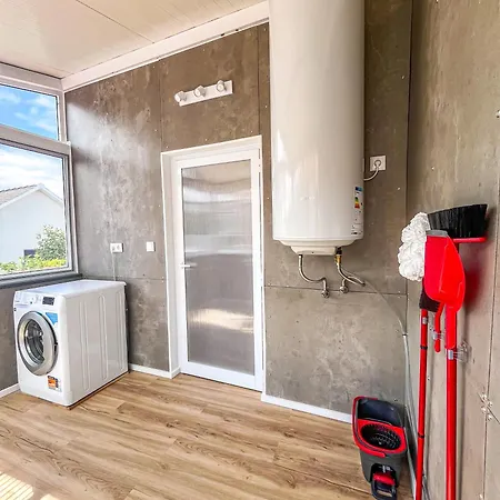 Esense - Cabo Branco * مادالينا